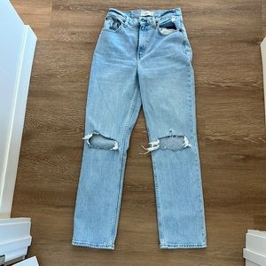 Abercrombie 90s straight ultra high rise 4